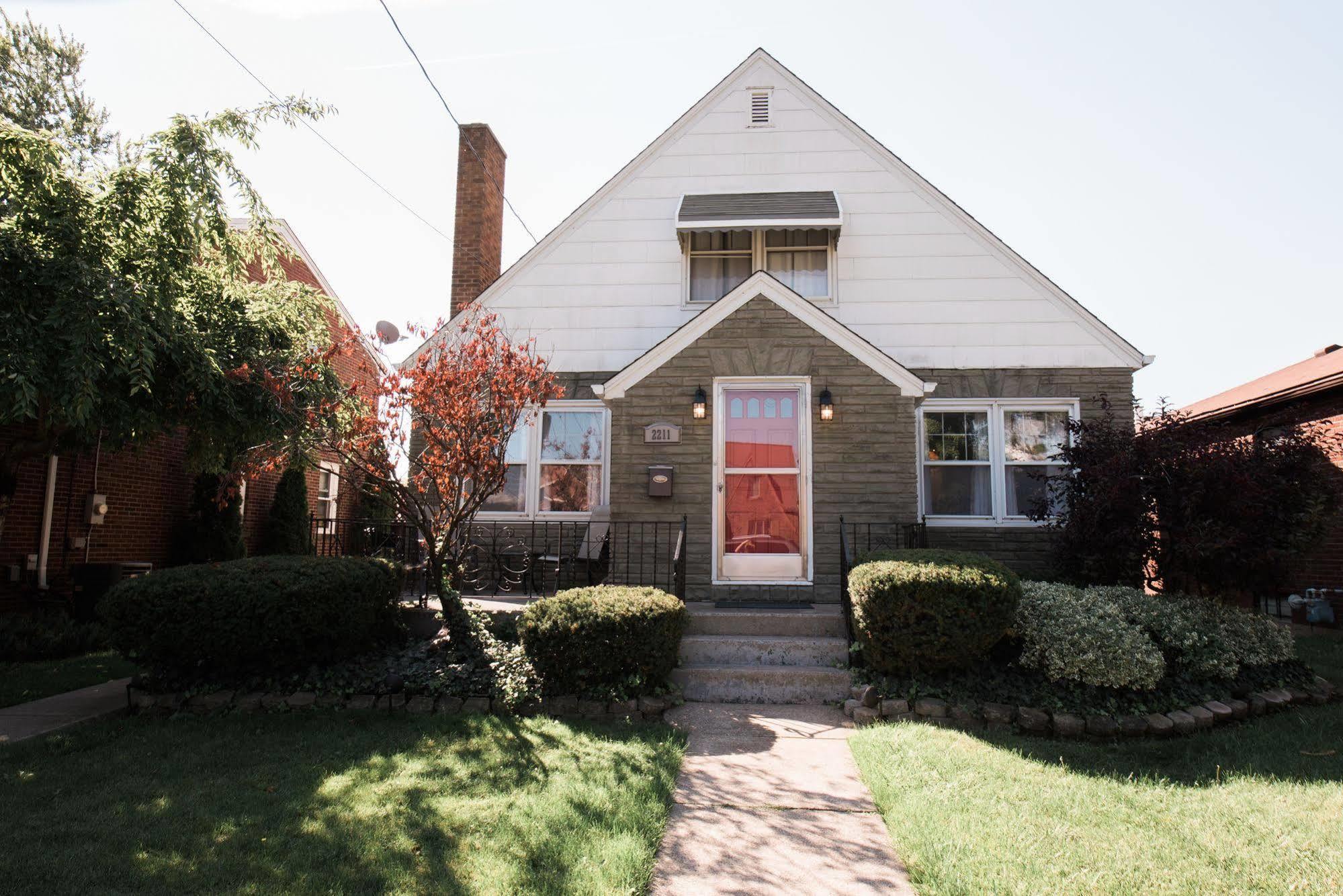 The Little Italy Of Niagara Falls Bed & Breakfast Exteriör bild